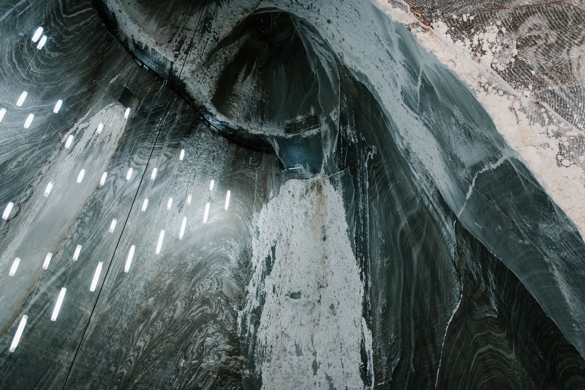 Pompage inondation cave équipe à Versailles